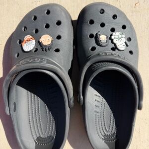 Black crocs